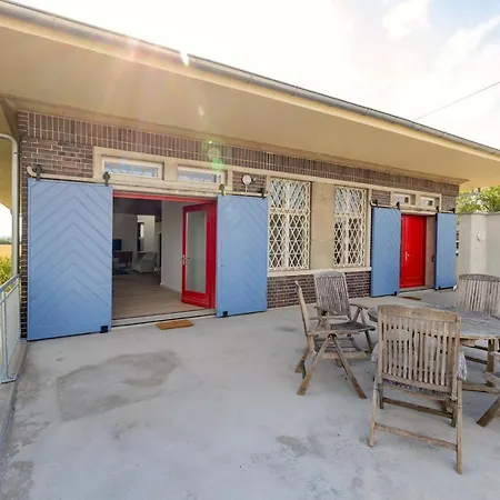 Holiday home Gueterloft Altefahr